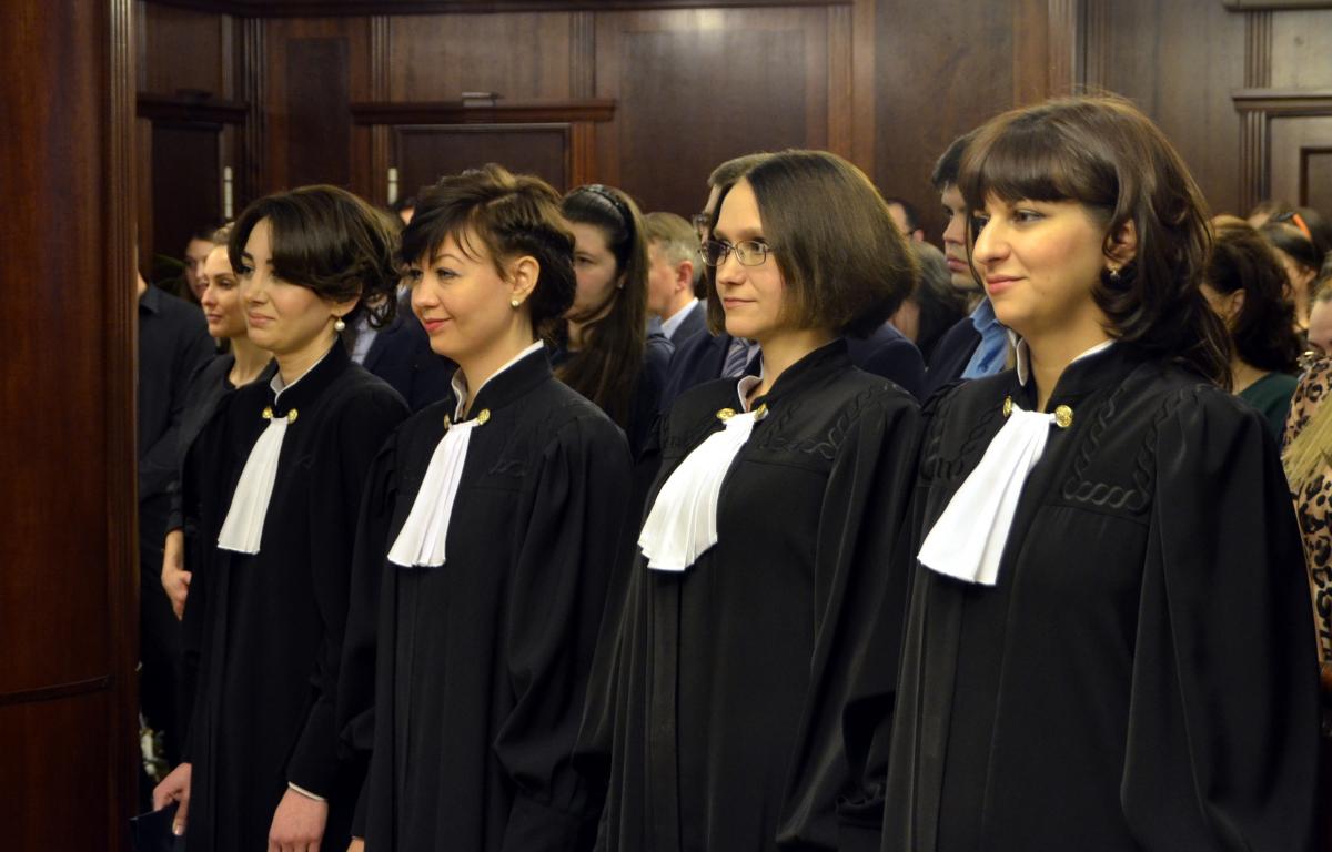 Образование городской суд. Мировой судья. Судьи Мосгорсуда. Судья в суде. Судья женщина.