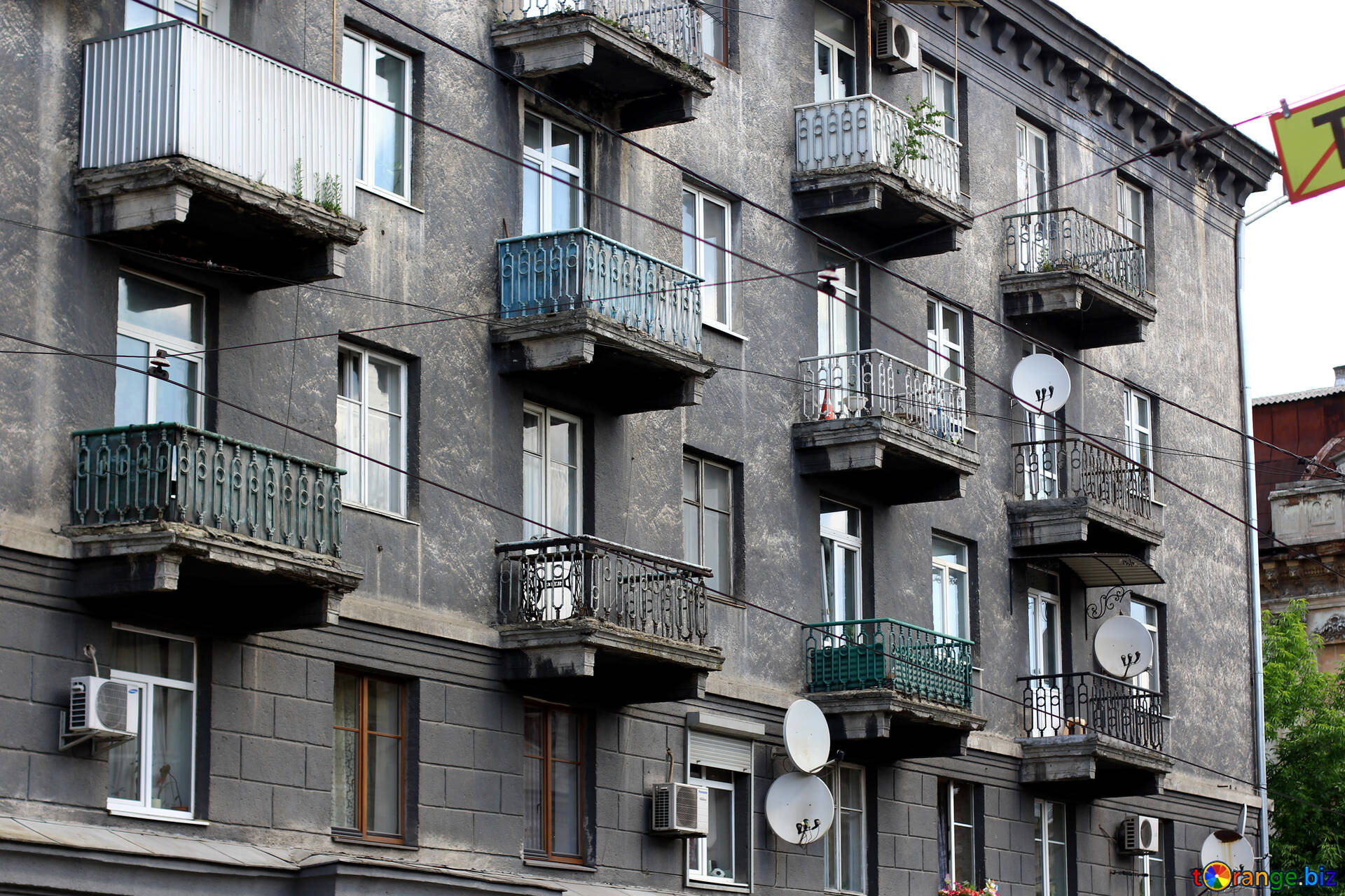 Пять признаков балкона или лоджии, за которые собственнику грозит штраф